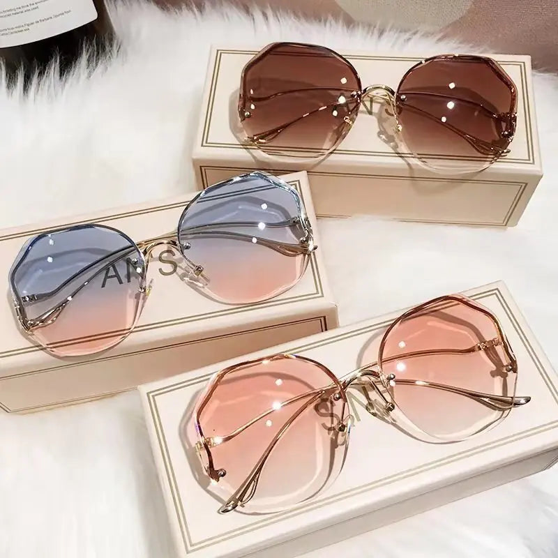 The Chic Trimmed Sunglasses