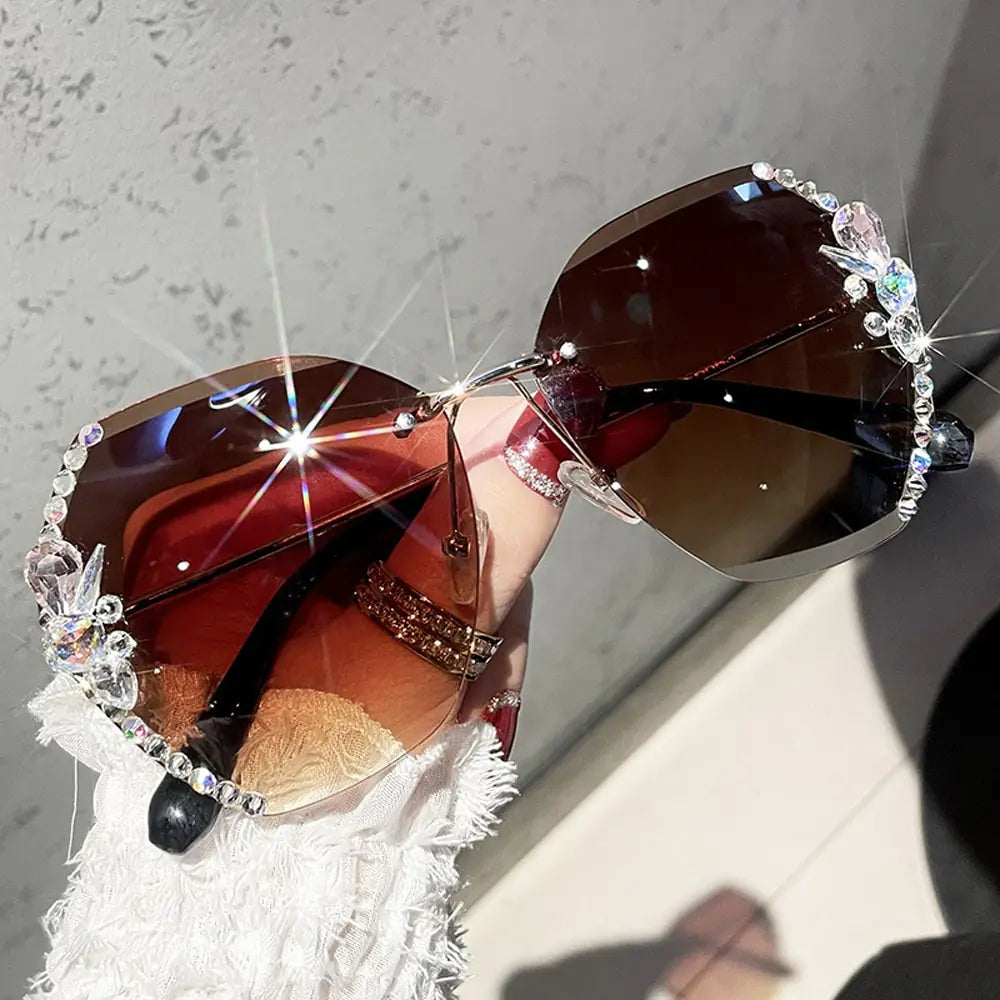 The Dame Sunglasses